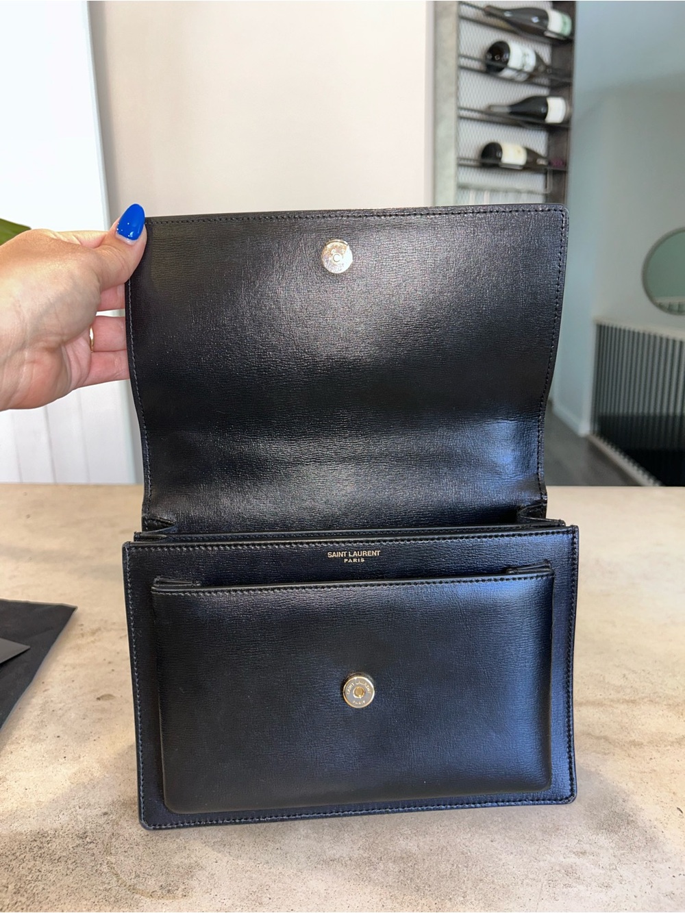 Saint Laurent Black Sunset Medium With Smooth Leather and gold hardware - Picture 5 of 11